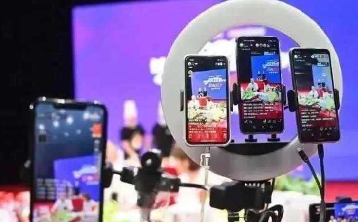 TiKtok直播5.jpg
